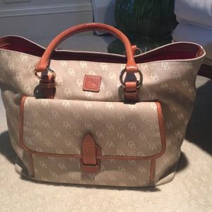 Dooney Bourke tote bag